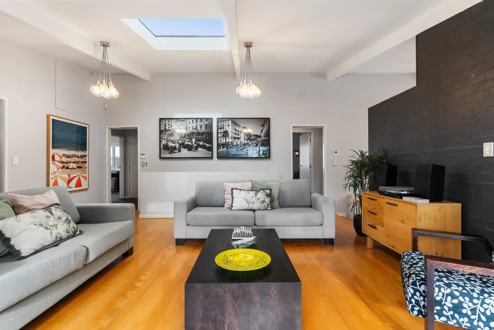 Photos of 37 Maxine Place