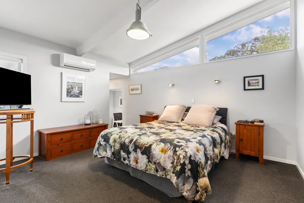 Photos of 37 Maxine Place