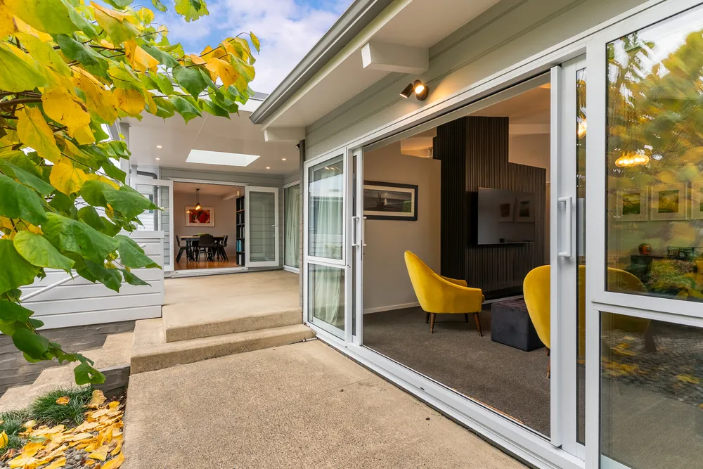 Photos of 37 Maxine Place