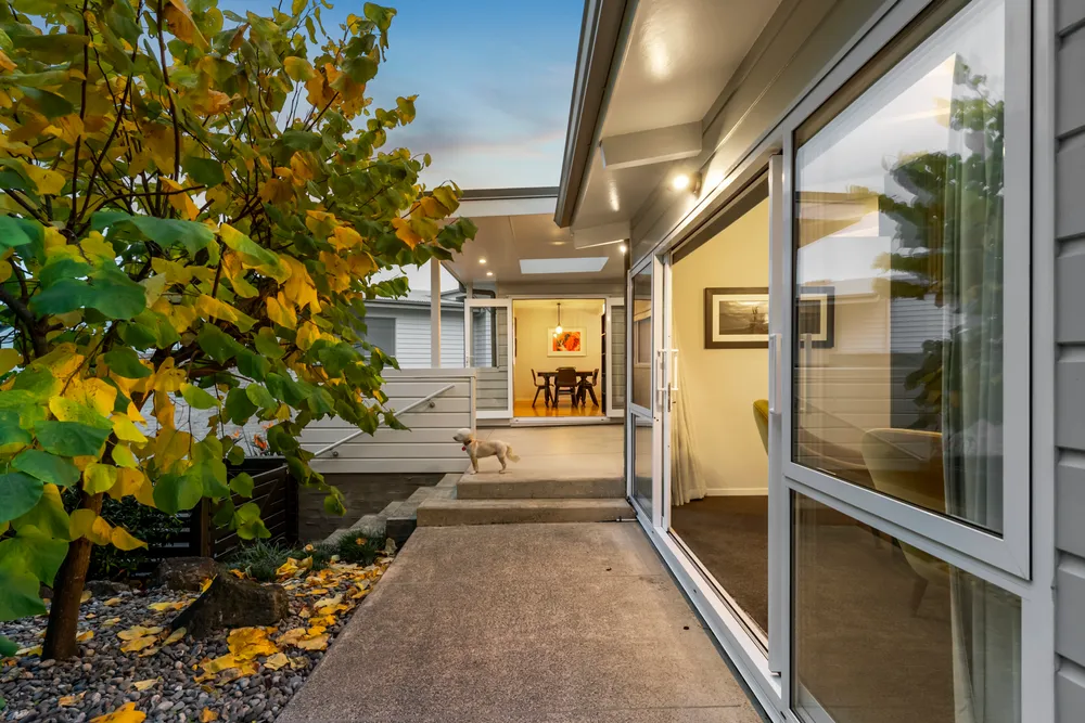 Photos of 37 Maxine Place