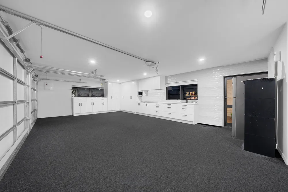 Photos of 6 Acqua Place