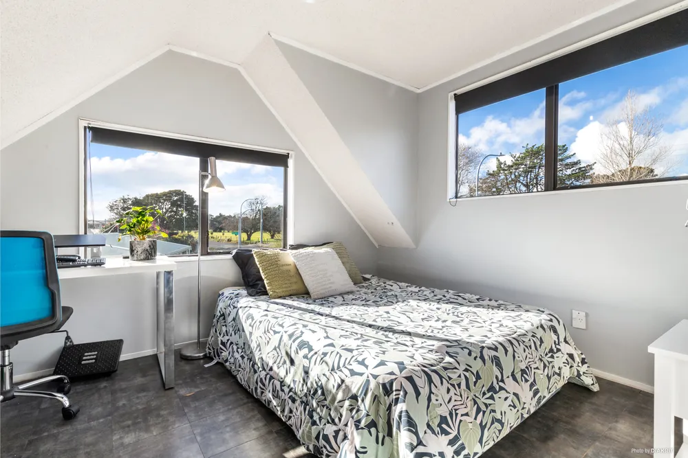 Photos of 36 Racecourse Road