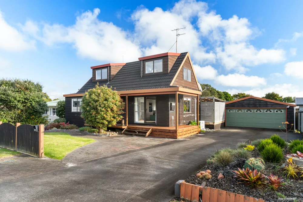 Photos of 36 Racecourse Road