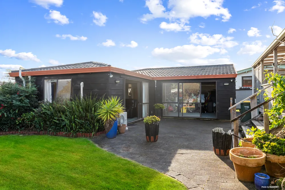 Photos of 36 Racecourse Road