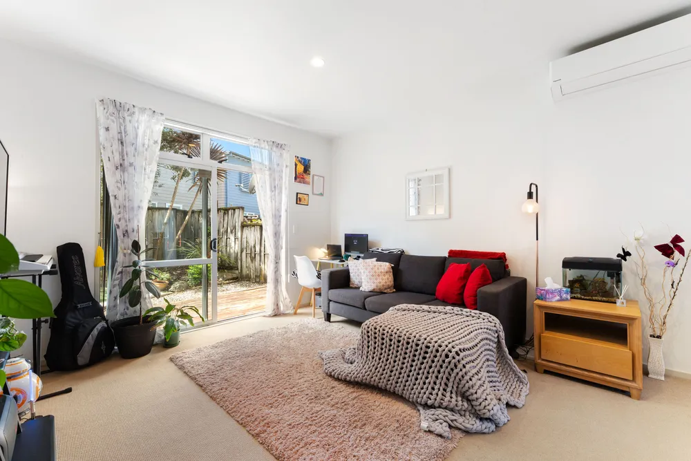 Photos of 25 Albionvale Road