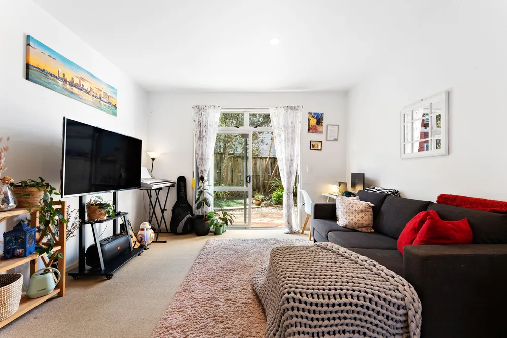 Photos of 25 Albionvale Road
