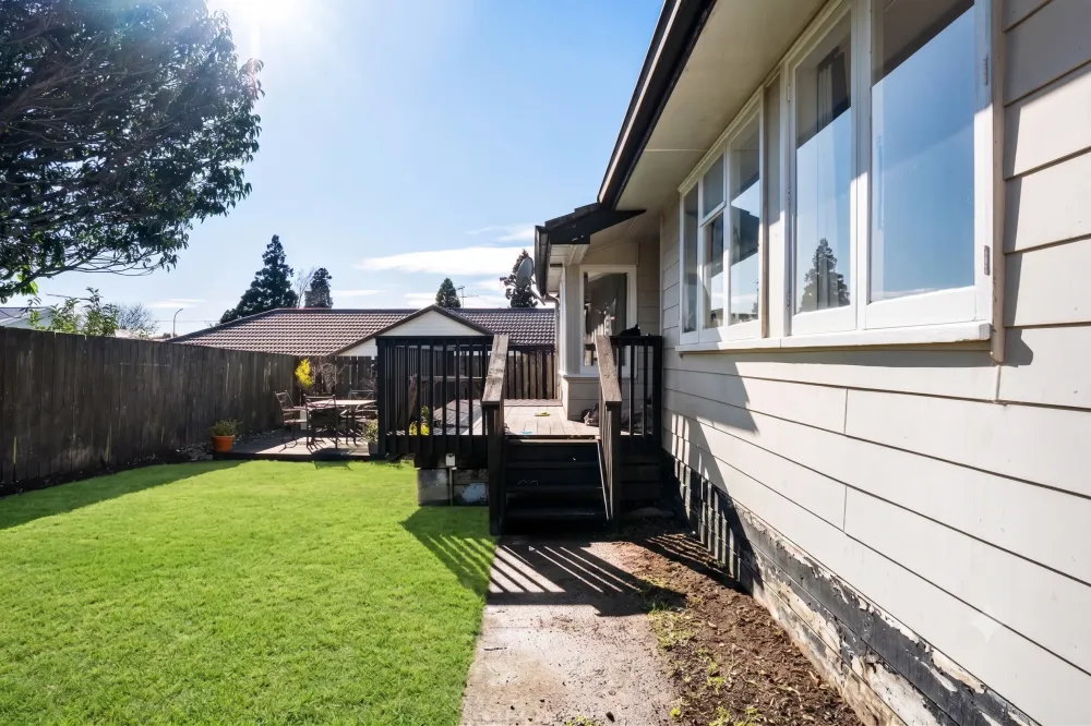 Photos of 74A Kayes Road