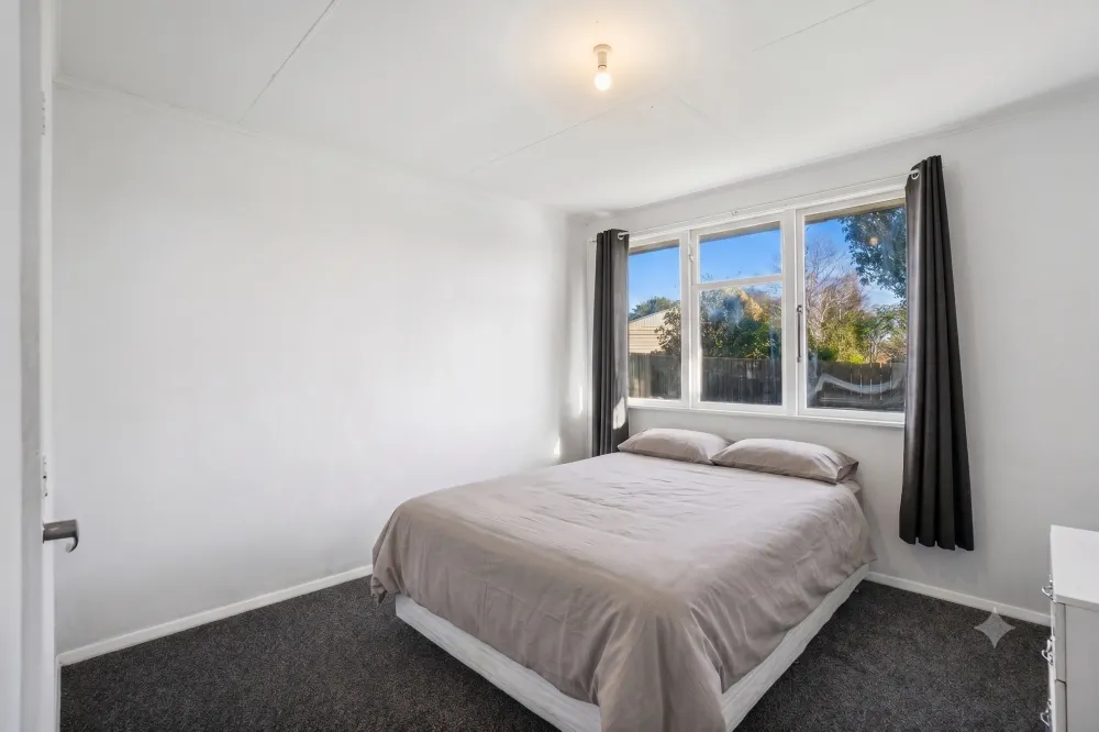 Photos of 74A Kayes Road