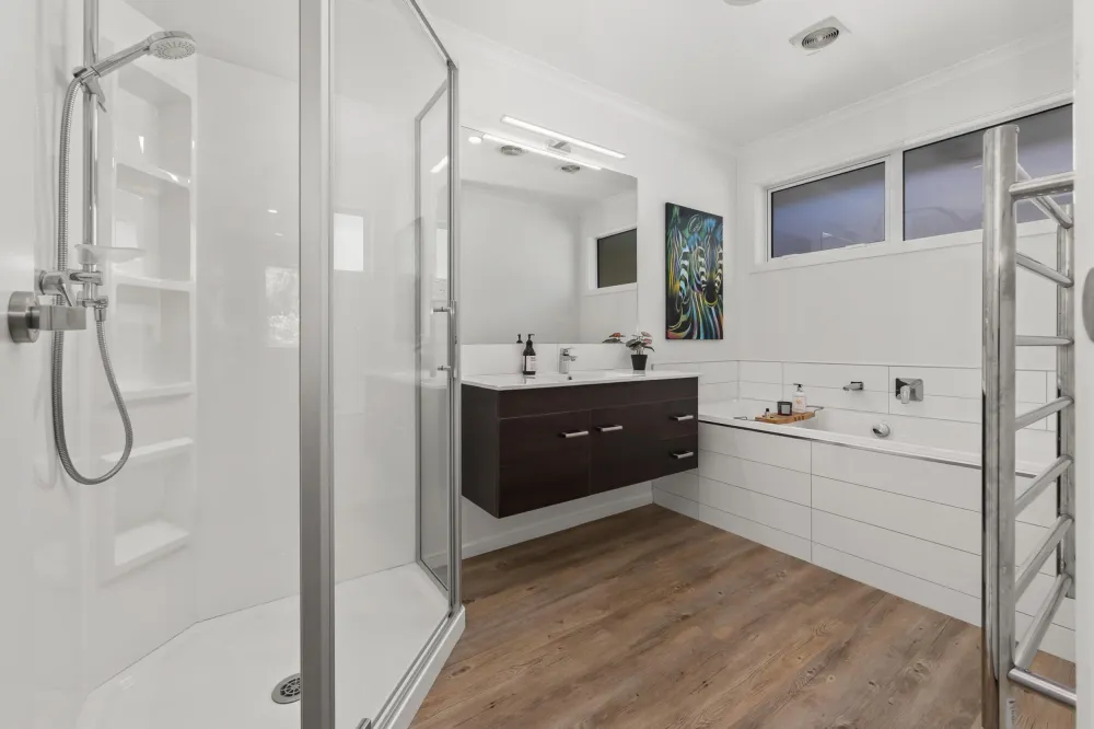 Photos of 35 Banks Boulevard