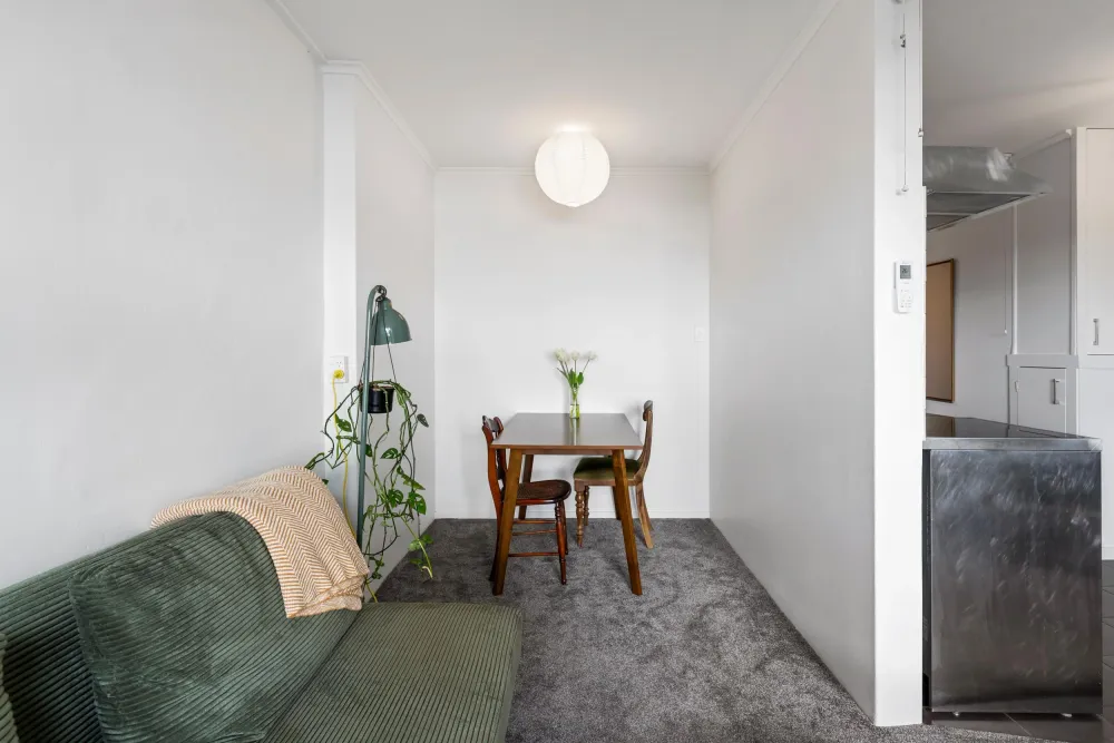 Photos of 5 London Street