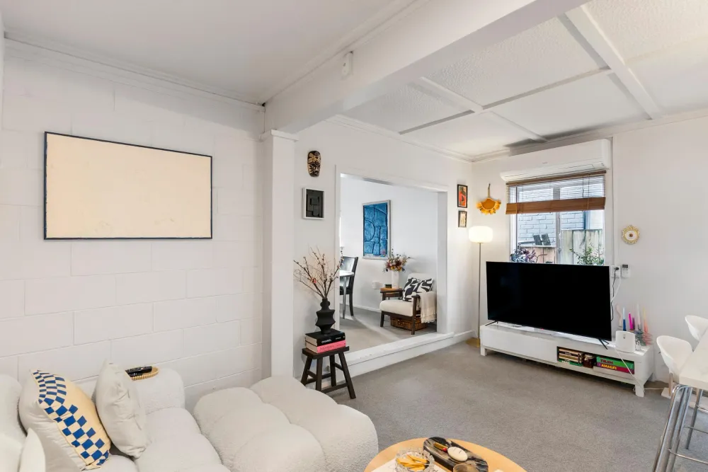 Photos of 5 London Street
