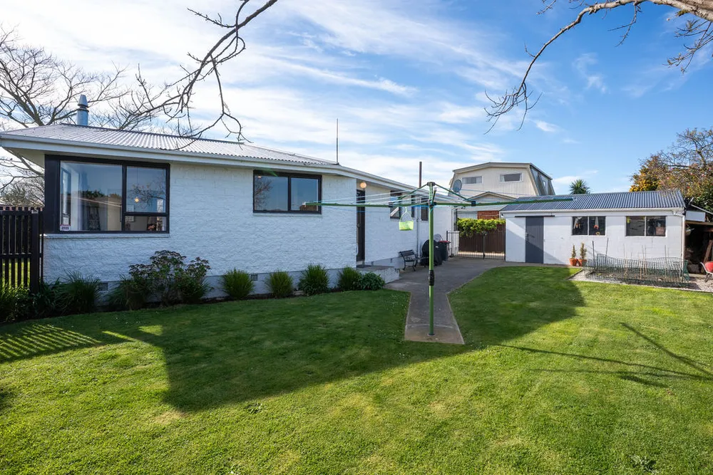 Photos of 8 Hussar Place