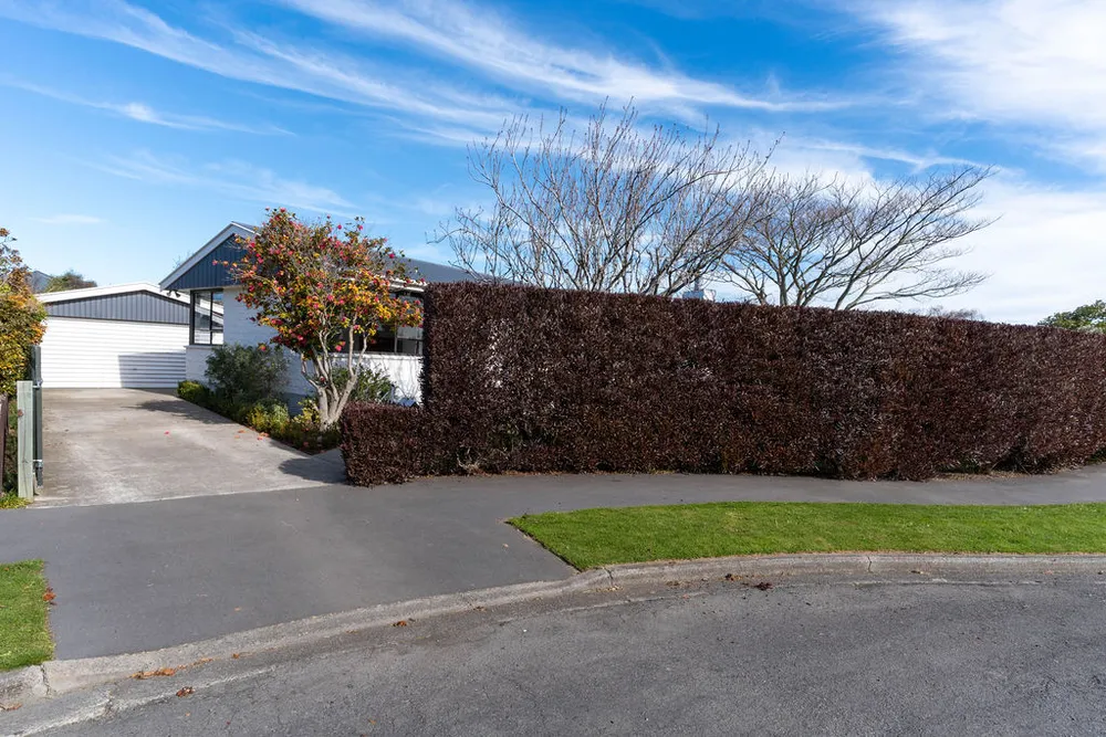 Photos of 8 Hussar Place
