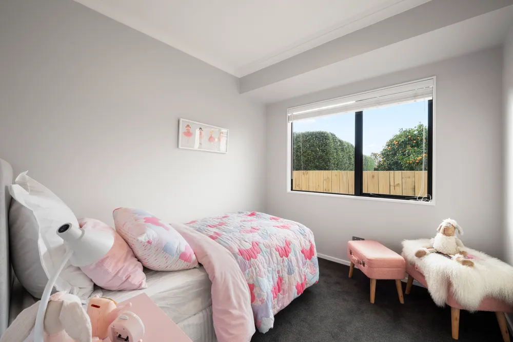 Photos of 527B Buckland Road