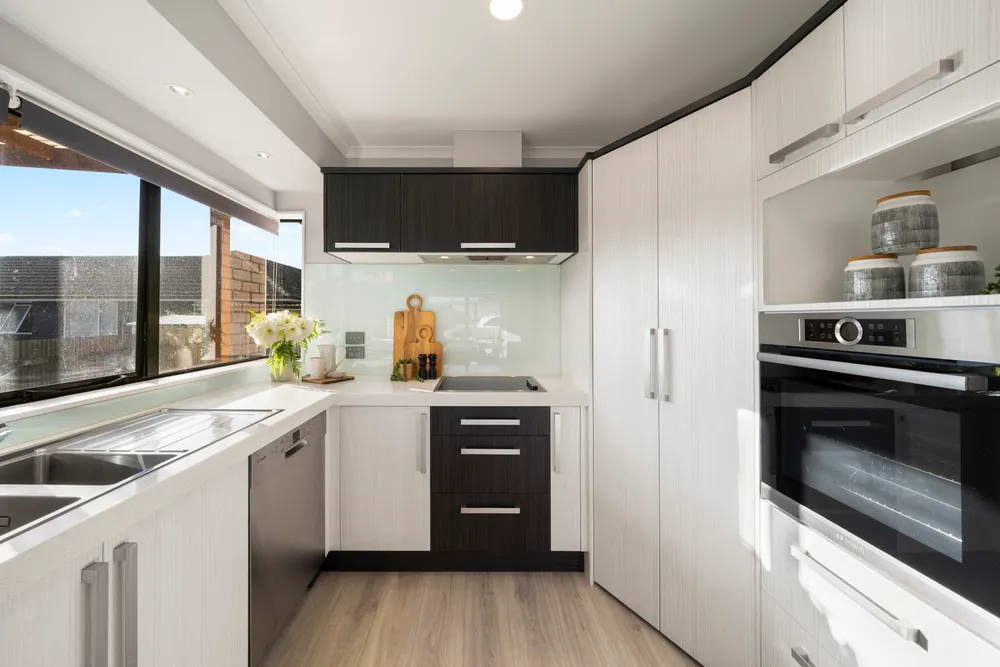 Photos of 527B Buckland Road