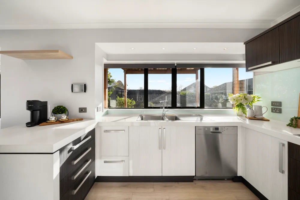 Photos of 527B Buckland Road