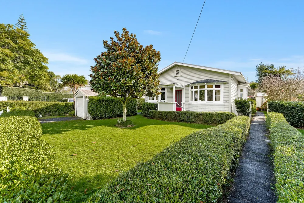 Photos of 124 Campbell Road