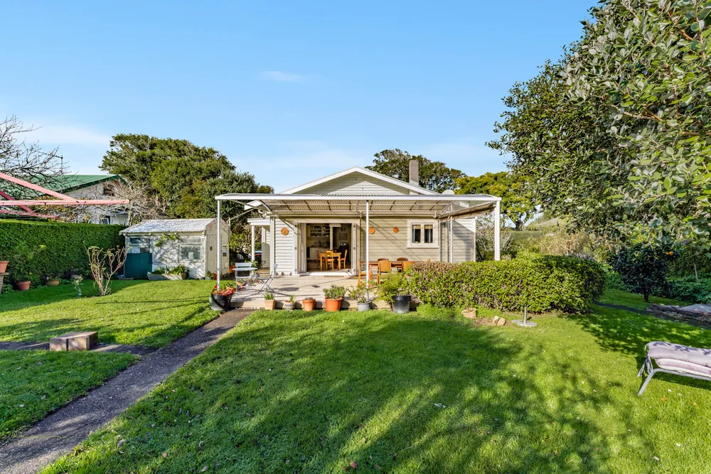 Photos of 124 Campbell Road