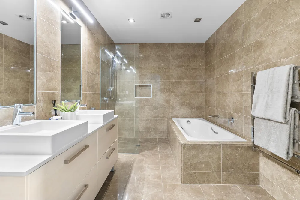 Photos of 17 Papahia Street