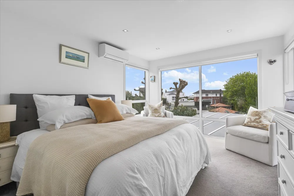 Photos of 17 Papahia Street