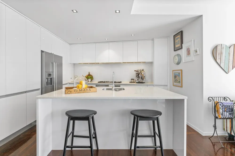 Photos of 17 Papahia Street