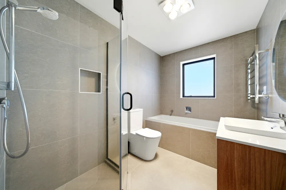 Photos of 84b Francis Street