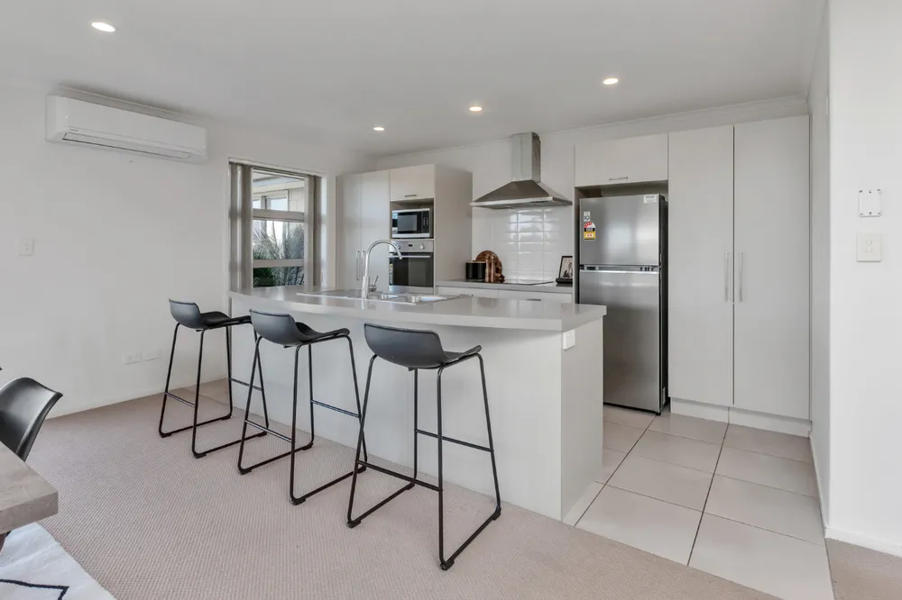 Photos of 6 Sando Way
