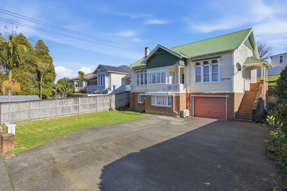 Photos of 675 Mount Eden Road
