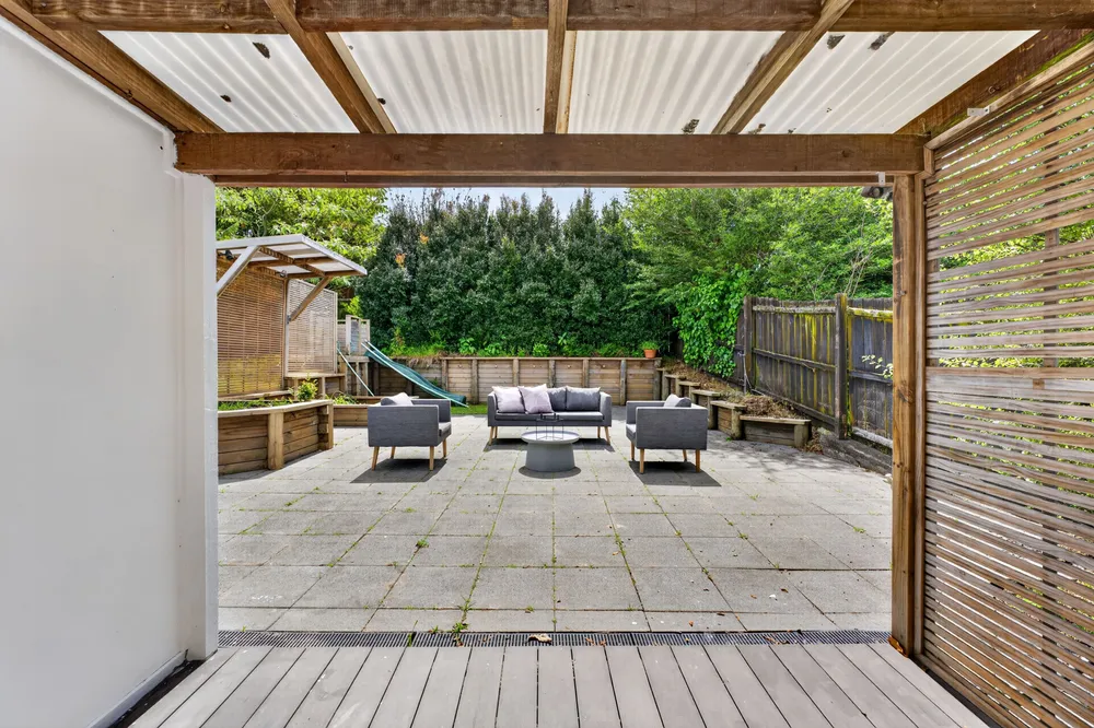 Photos of 44 Kemp Road