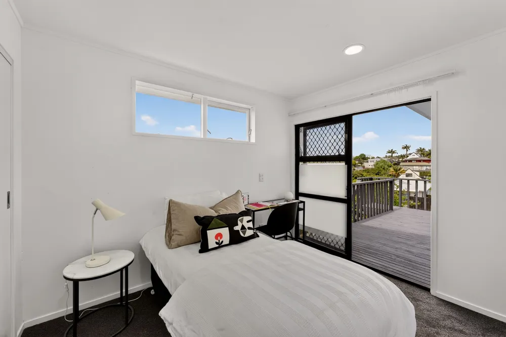 Photos of 44 Kemp Road