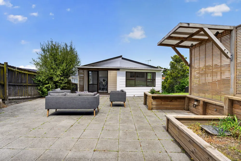 Photos of 44 Kemp Road