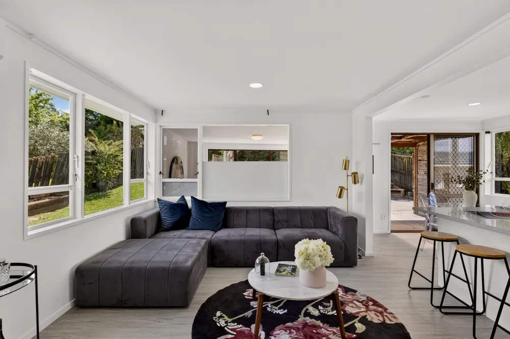 Photos of 44 Kemp Road