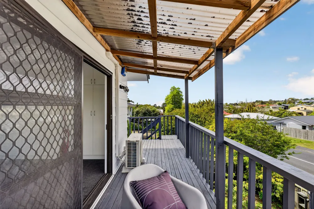 Photos of 44 Kemp Road