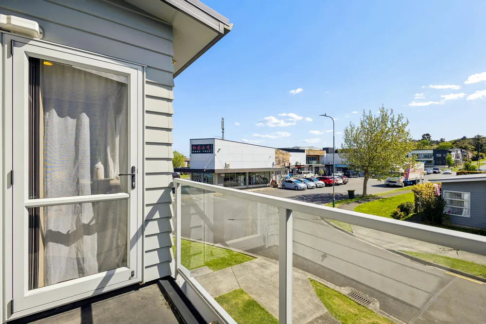 Photos of 41 Mandival Avenue