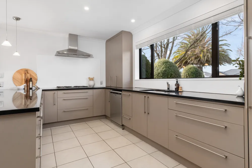 Photos of 17 Kilbride Gardens