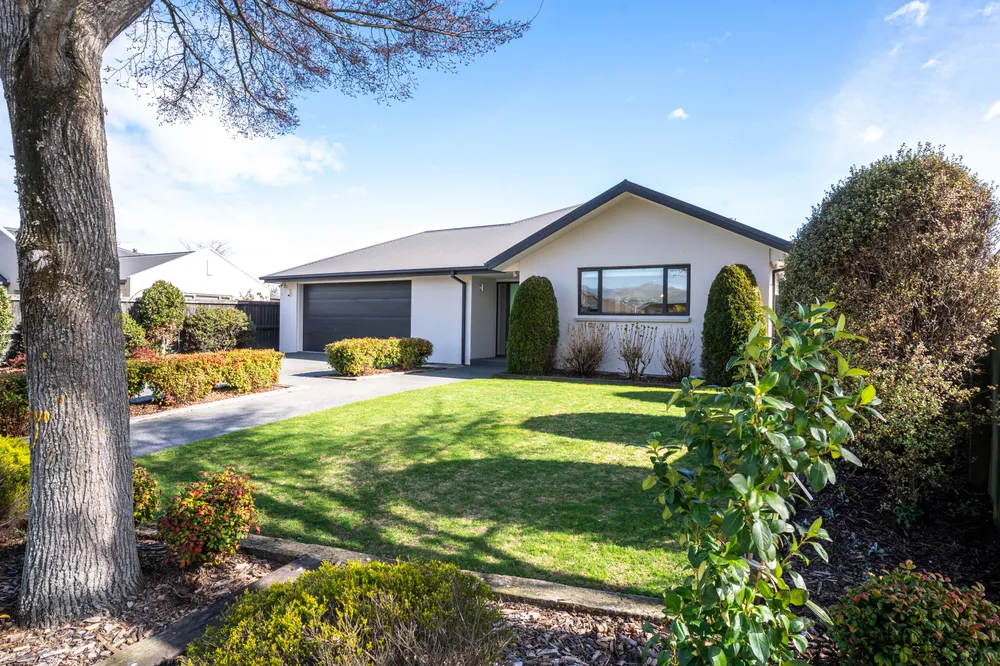Photos of 17 Kilbride Gardens
