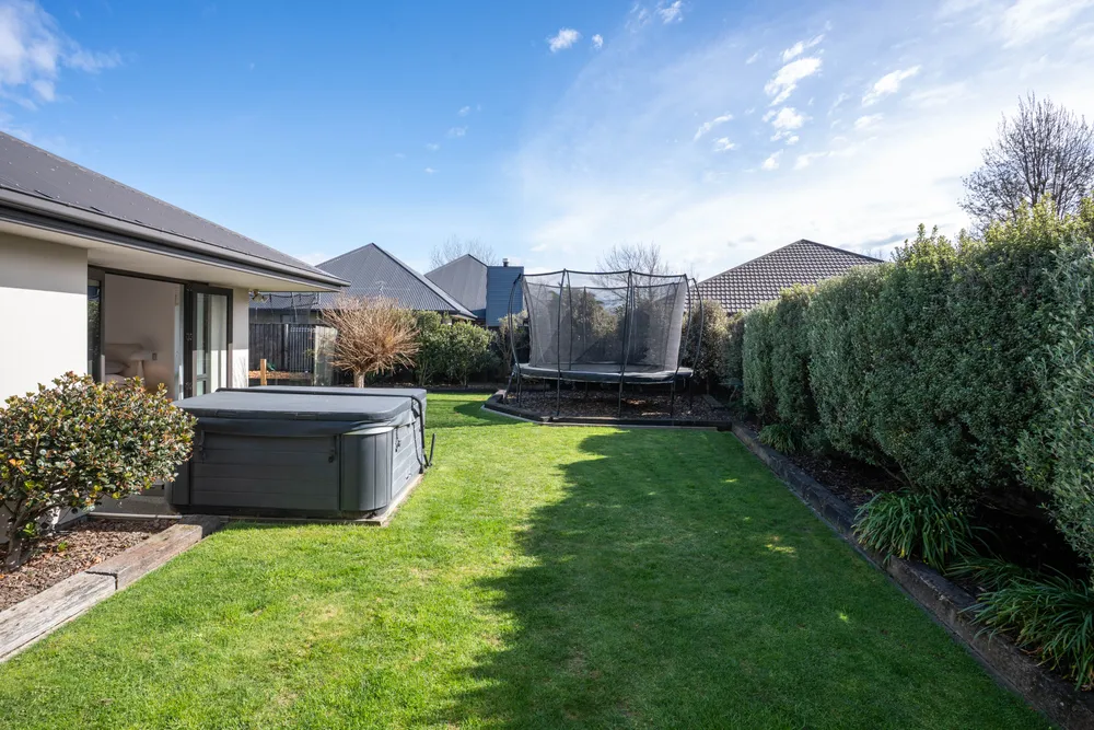 Photos of 17 Kilbride Gardens