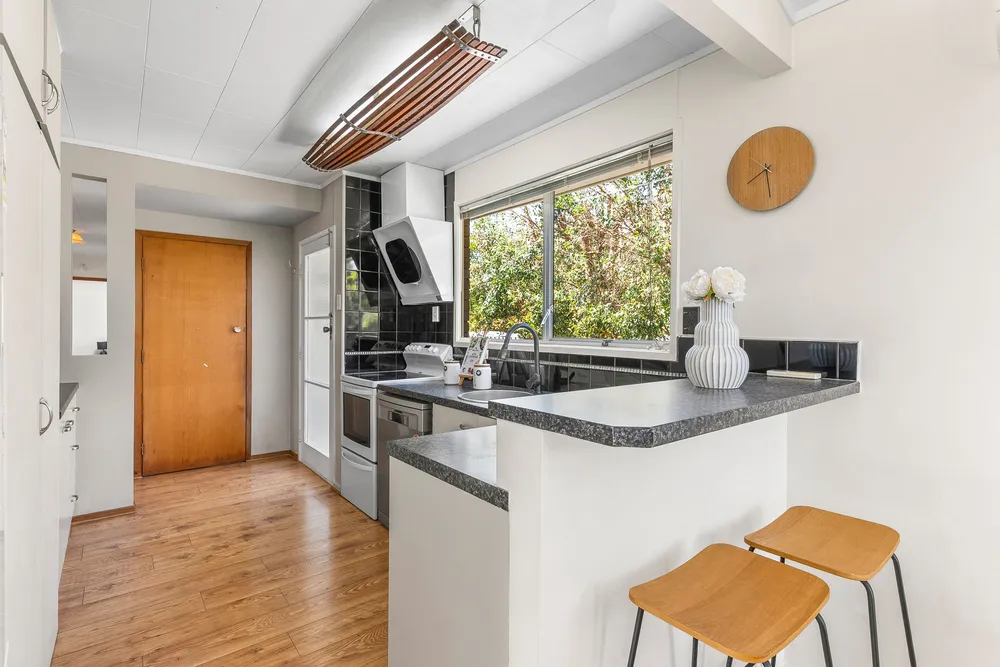 Photos of 80 Walworth Avenue