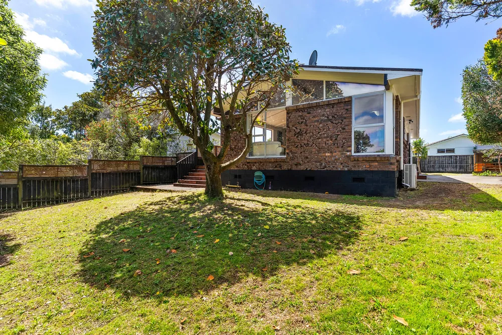 Photos of 80 Walworth Avenue
