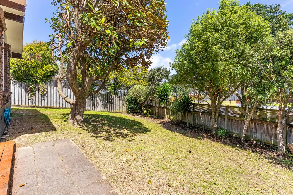 Photos of 80 Walworth Avenue