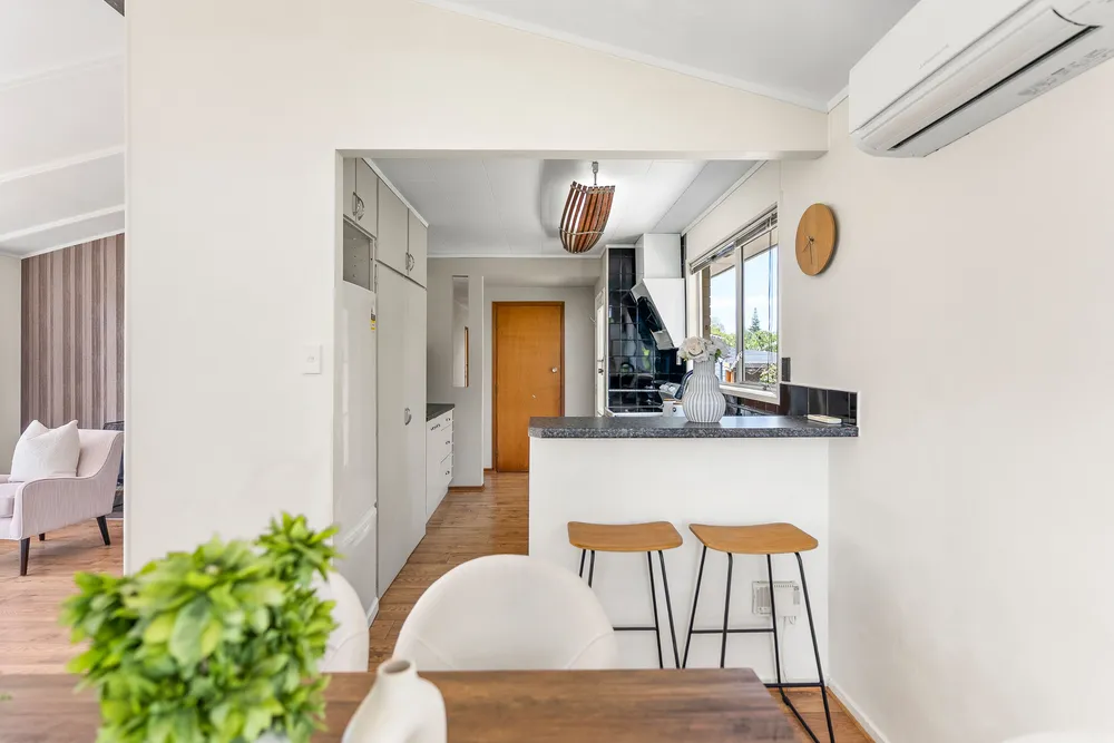 Photos of 80 Walworth Avenue