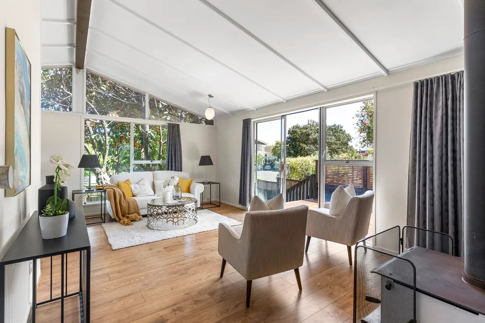 Photos of 80 Walworth Avenue