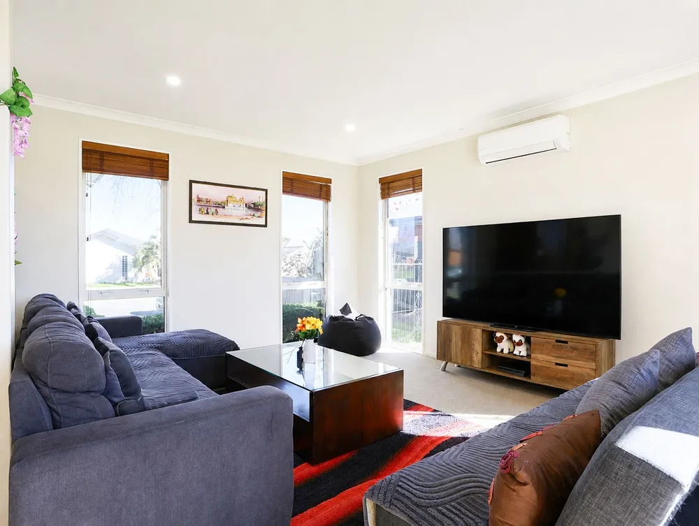 Photos of 5 Wiltshire Drive