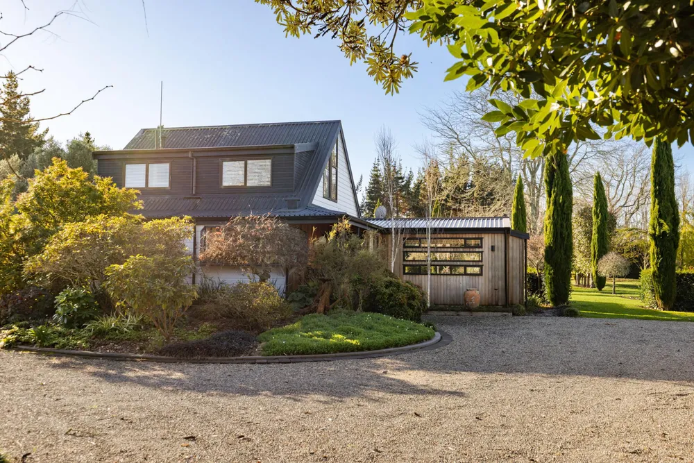 Photos of 20 Vintners Lane