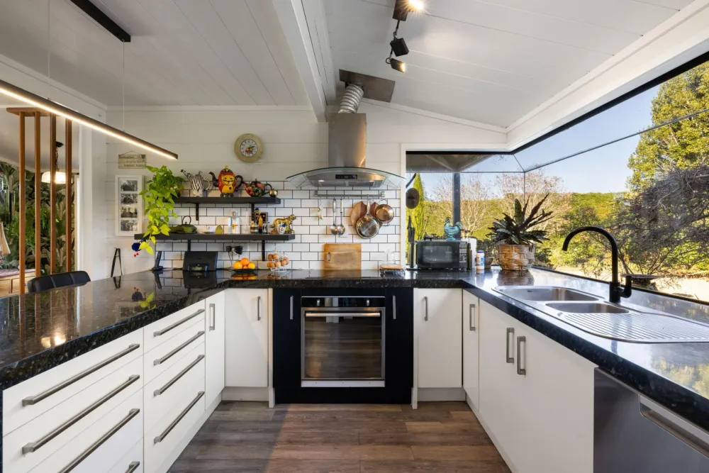 Photos of 20 Vintners Lane