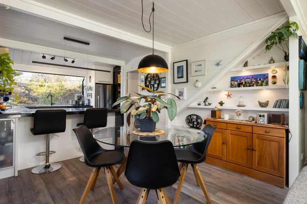 Photos of 20 Vintners Lane
