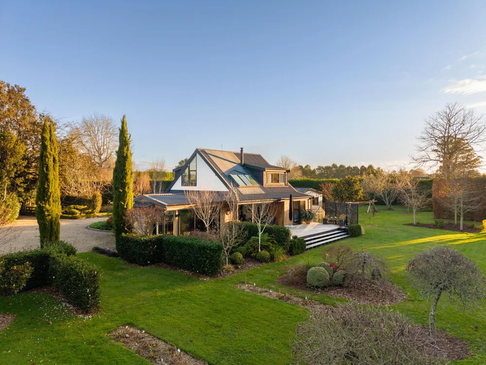 Photos of 20 Vintners Lane