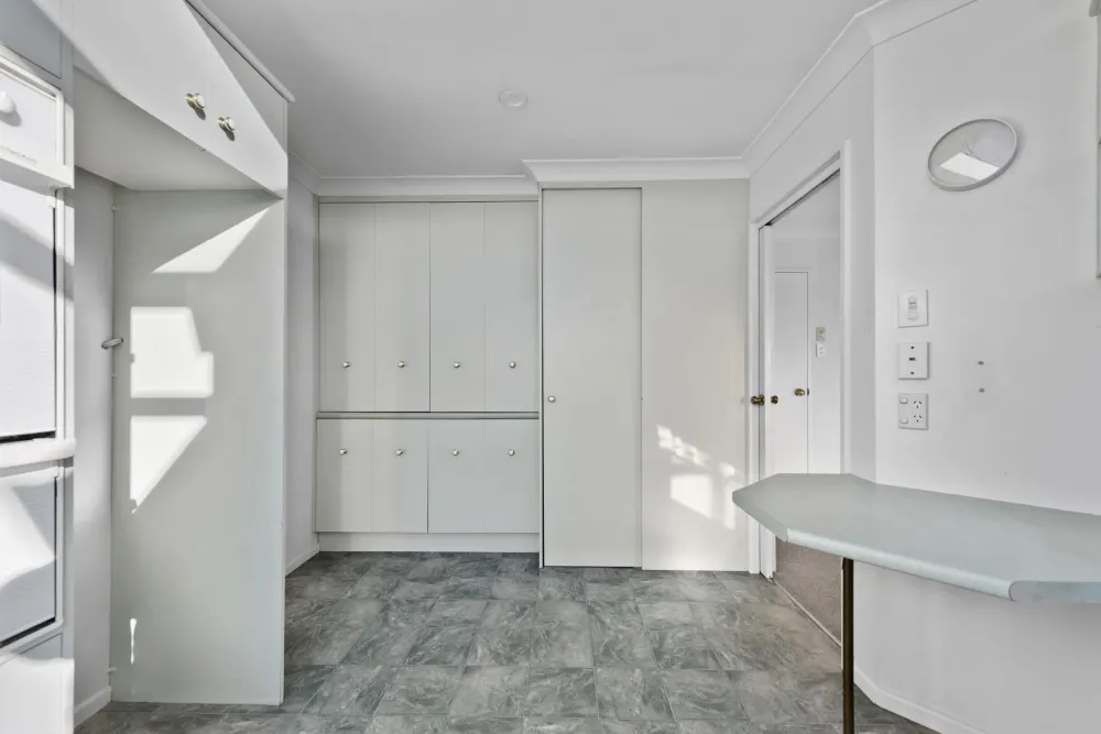 Photos of 43 Aotea Crescent