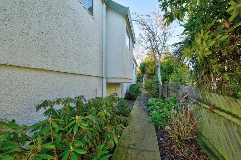 Photos of 43 Aotea Crescent