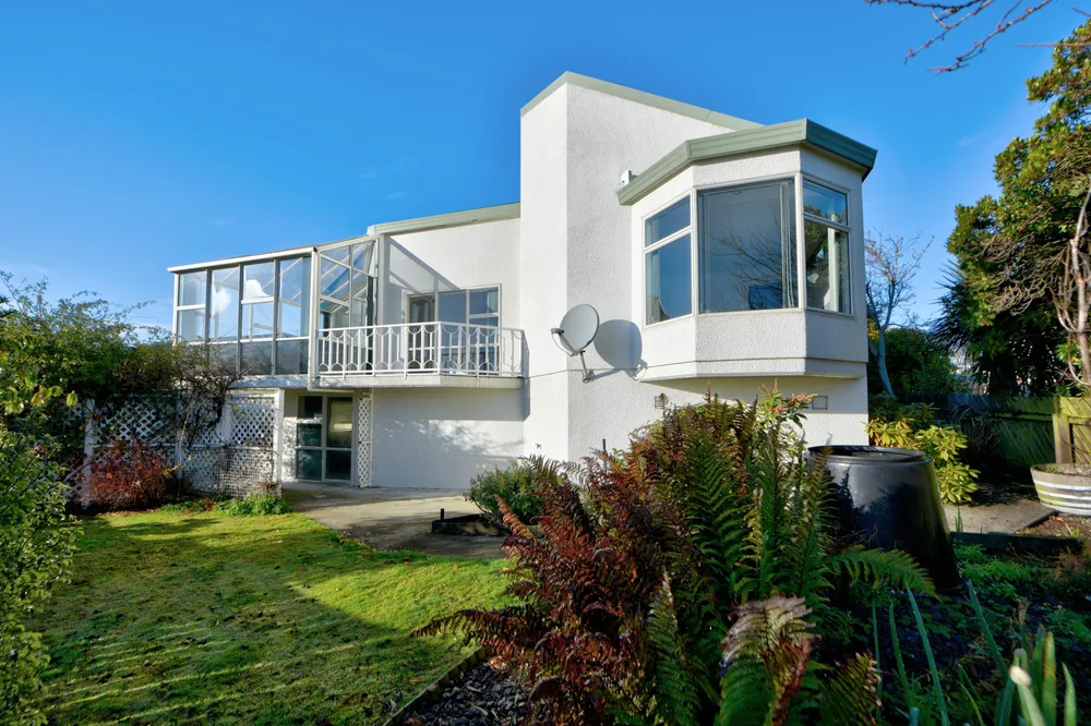 Photos of 43 Aotea Crescent